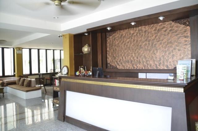 Hotel Baan Chalelarn HHQ Exteriér fotografie